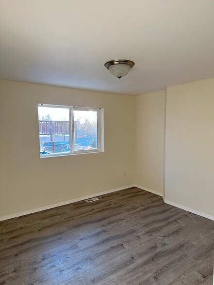 Primary Bed - 3725 Randolph St