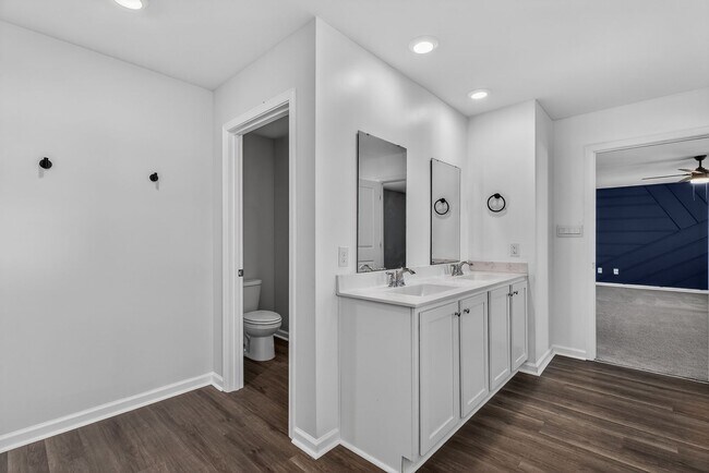 Building Photo - Coastal Living in The Preserve at Tidewater