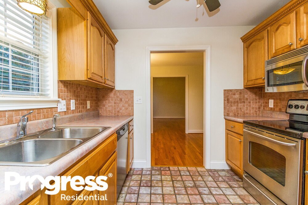 Building Photo - 2062 Prescott Way