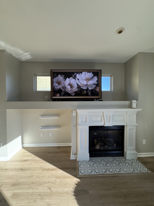 Living Room - 5201 Village Ct