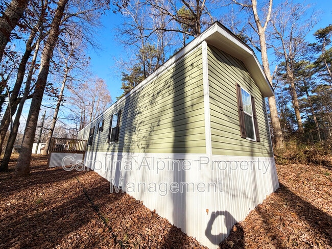 Building Photo - 786 Skylark Ln