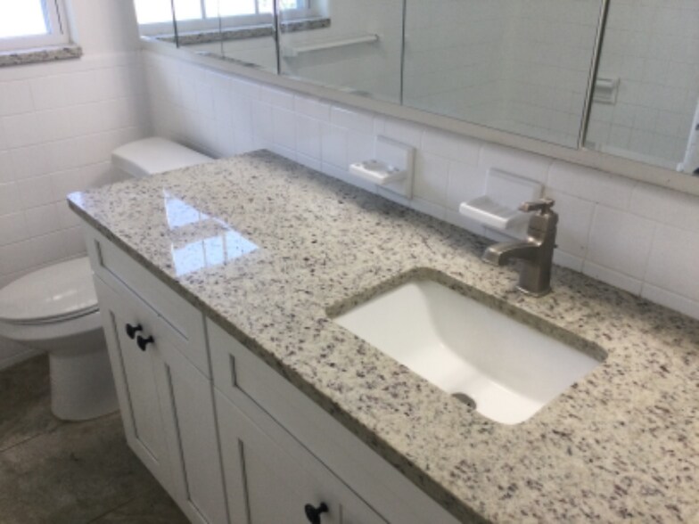 Building Photo - 2311 Duncan Dr