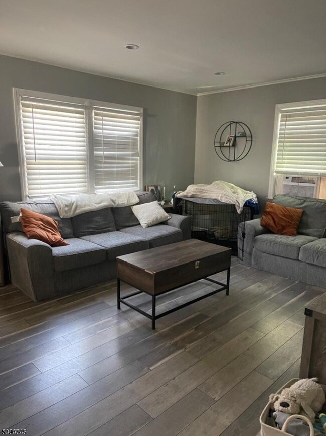 Building Photo - 16 Brookside Ave