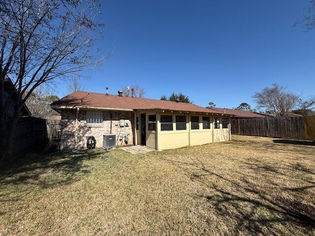 Building Photo - 7615 Mosewood St