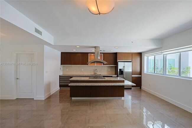 Building Photo - 7520 SW 59th Pl