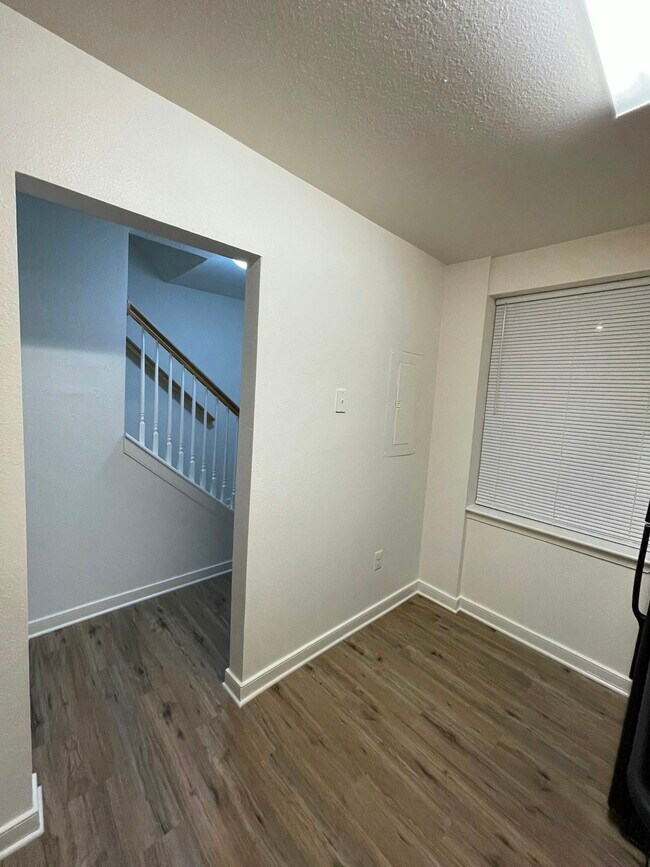 Building Photo - 3517 Briel St