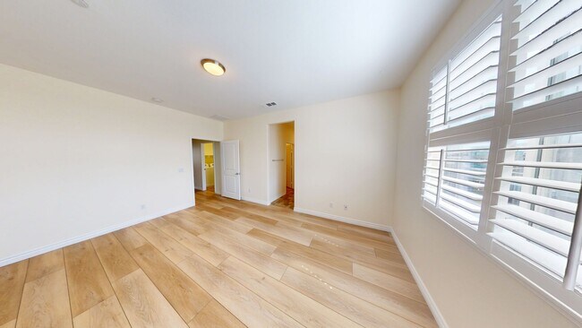 Building Photo - 515 Surfbird Ln