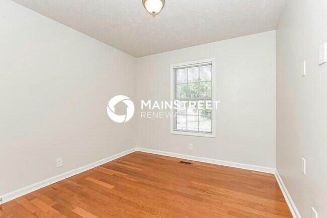 Building Photo - 3 Bedroom Pet-Friendly Home in SMYRNA, TN with Main Street Renewal