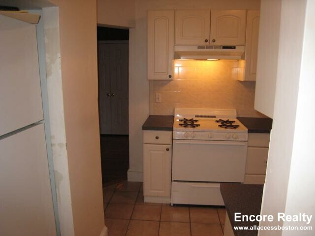 Building Photo - 60 Egmont St