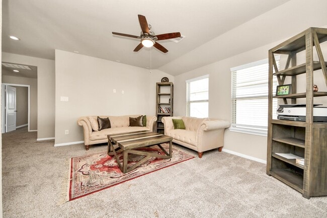 Building Photo - 29482 Westhope Dr