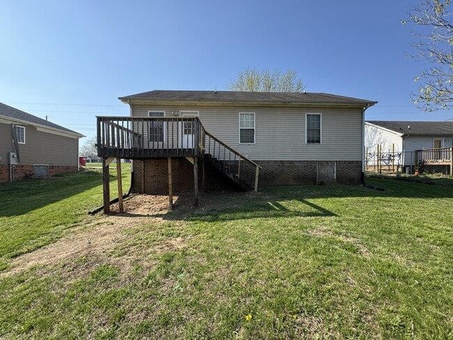 Building Photo - 518 Bruce Jenner Dr