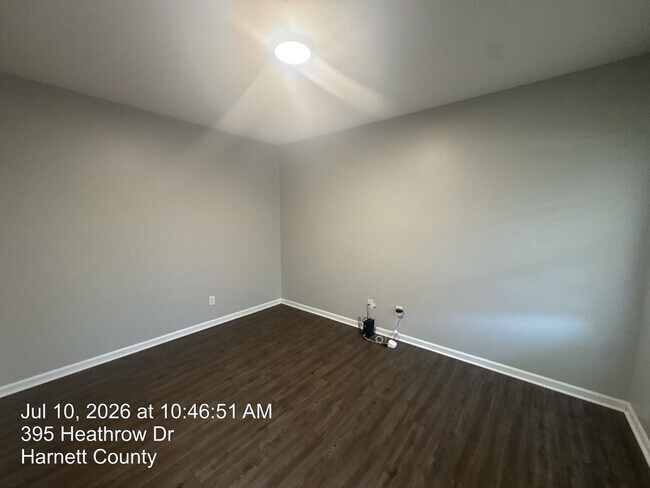 Building Photo - 394 Heathrow Drive