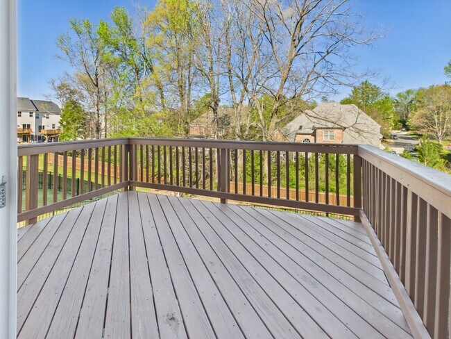 Building Photo - 2617 Grantham Place Dr