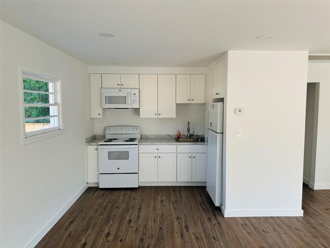 Building Photo - 3622 US-9