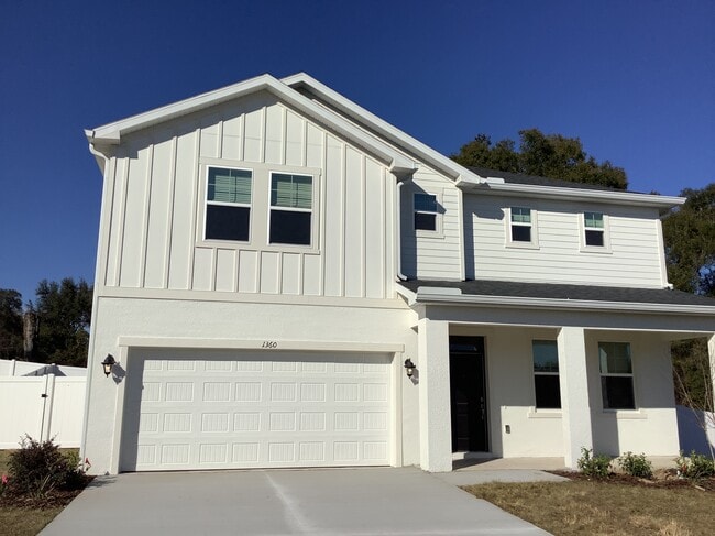 Building Photo - 1360 Mount Logan Dr