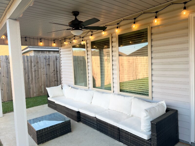 Building Photo - 713 Correns Ln