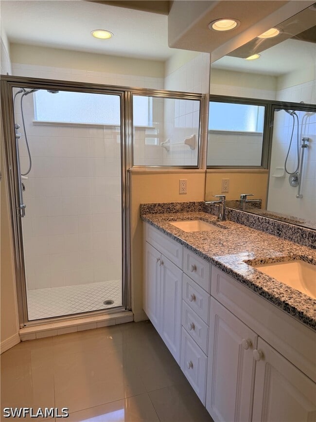 Building Photo - 8216 Ibis Cove Cir