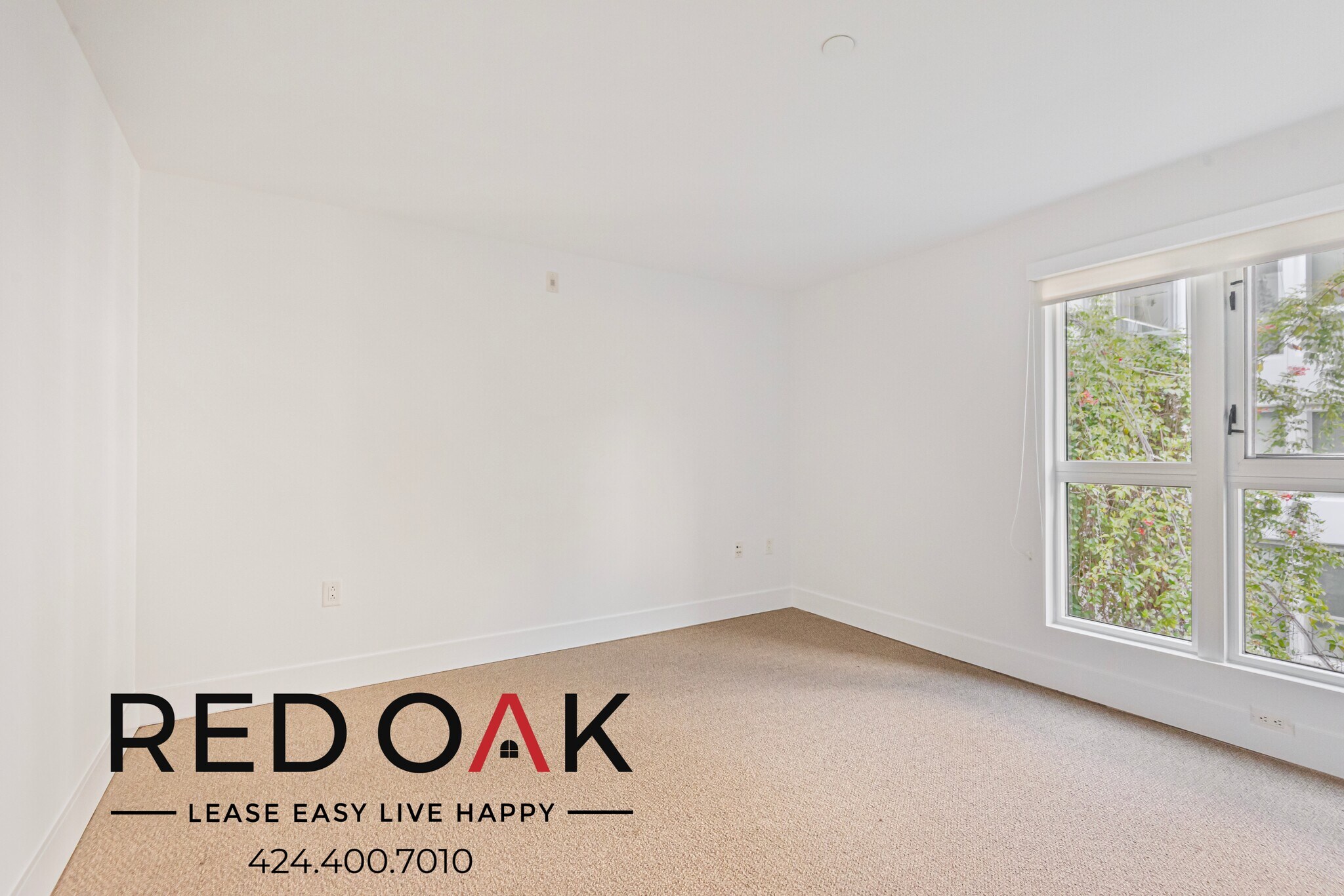 Building Photo - 1168 S Barrington Ave