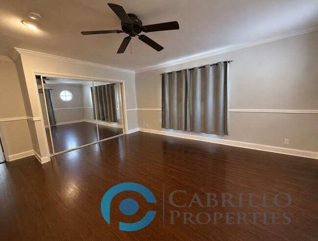 Building Photo - Your dream home awaits! - Stunning & Spacious 3bd/2ba Mt. Helix Home