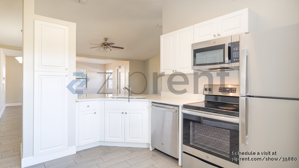 Building Photo - 60 Dorset Dr