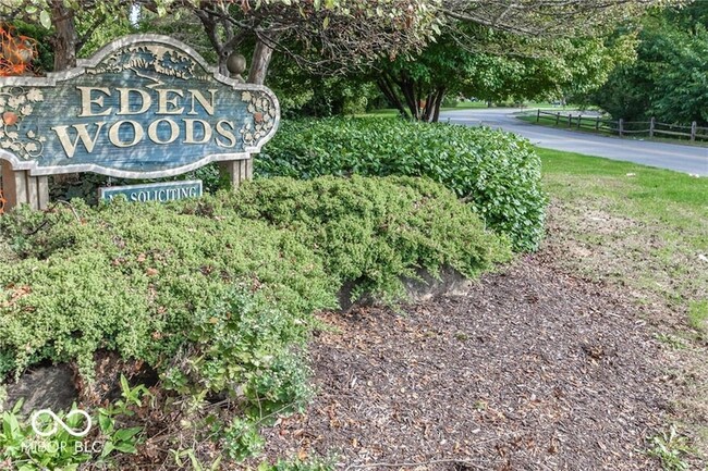 Building Photo - 9361 Eden Woods Ct