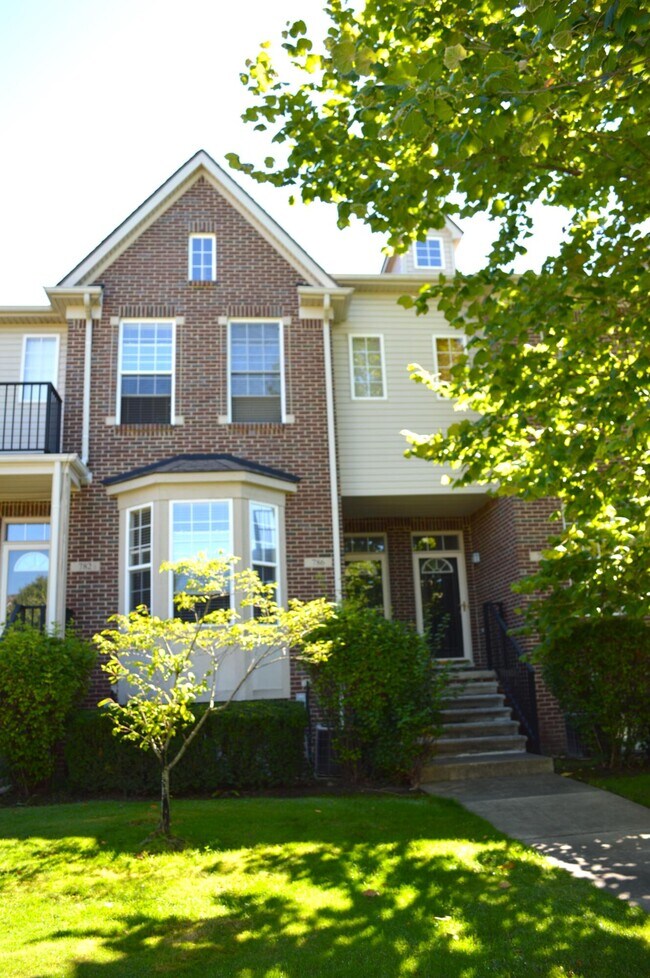 Building Photo - 786 Summerfield Dr
