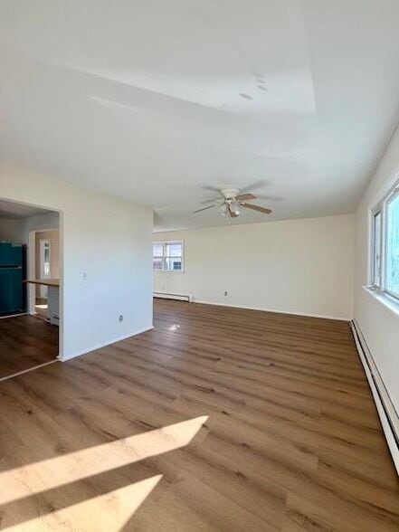 Building Photo - 71 Linnet St