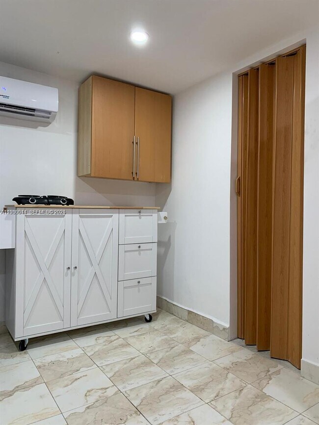 Building Photo - 20811 NW Miami Pl