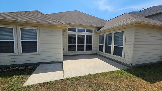 Building Photo - 9923 Yearling Pl