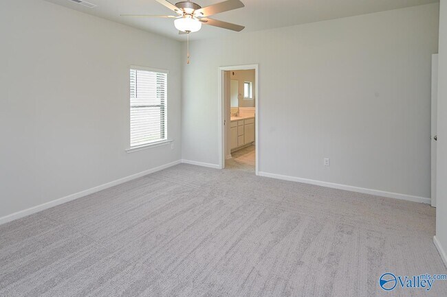 Building Photo - 6015 Margie Collins Dr SE