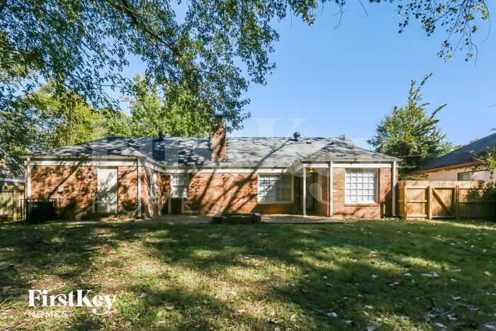 Building Photo - 5651 Chapman Ave