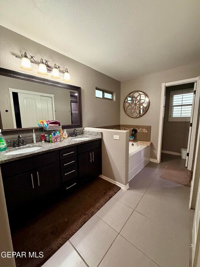 Building Photo - 3100 Red Velvet Pl