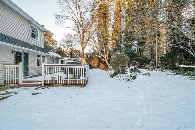 Building Photo - 6 Fairfields Ln