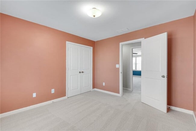 Building Photo - 1387 Village Creek Cir