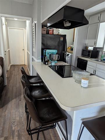 Building Photo - 422 Thoreau Ln