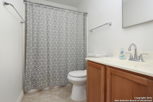 Building Photo - 8514 Coppermine-