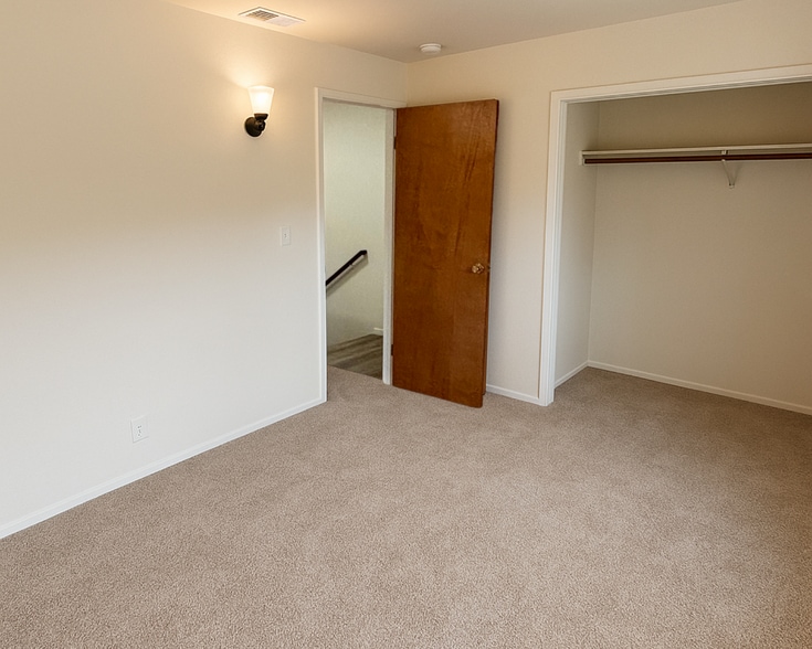 Secondary Bedroom - 1002 Mission Dr