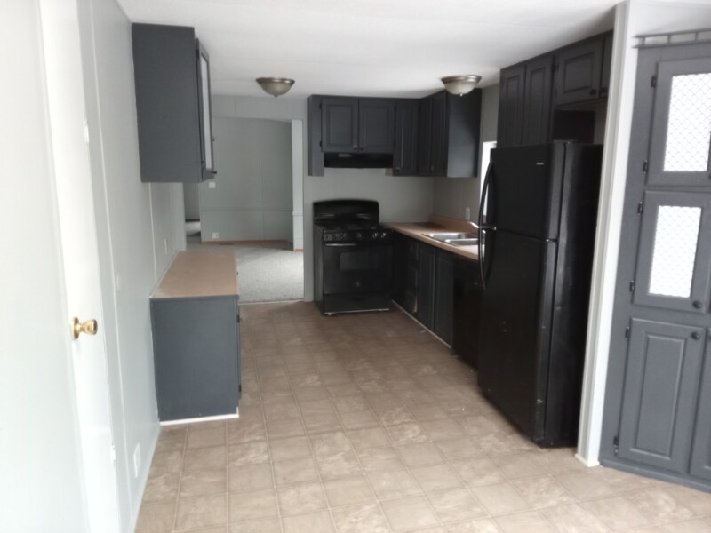 Building Photo - 2500 Mann Rd