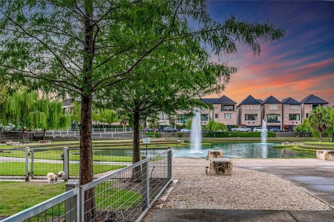 Building Photo - 2730 Dolce Oaks Dr