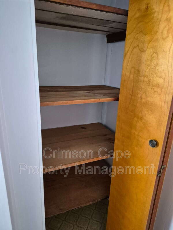 Building Photo - 722 Hazle St