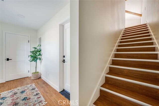 Building Photo - 117 N Vista Bonita Ave