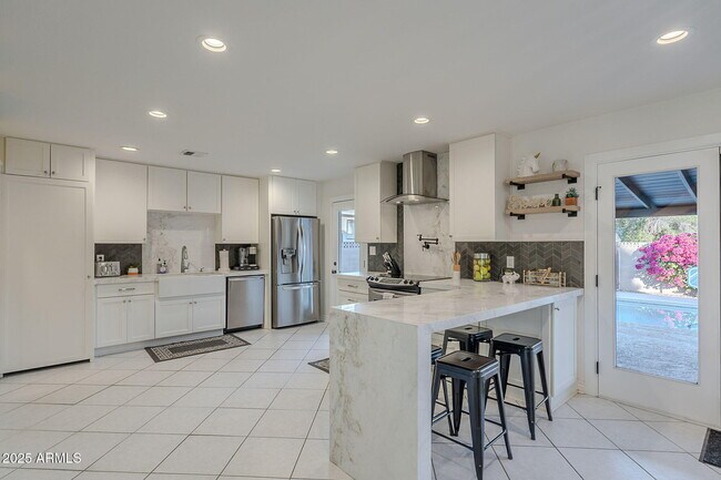 Building Photo - 8263 E Cypress St