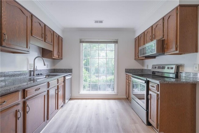 Building Photo - 1271 Whitlock Ridge Dr