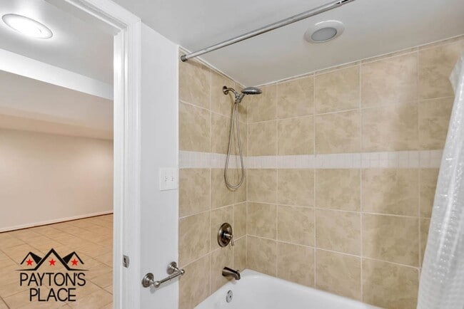 Building Photo - Beautifully Renovated in home in Historic Anacostia