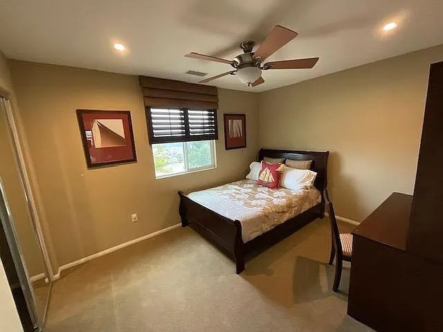 Building Photo - Immaculate 5-Bedroom Executive Home in Desirable Plum Canyon