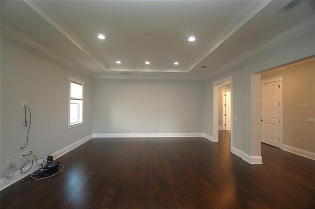Building Photo - 3625 E Clark Cir