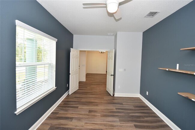 Building Photo - 1 Ziegler Pl