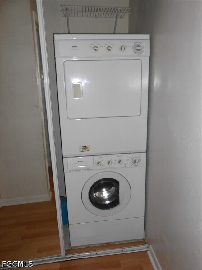 Building Photo - 52 Heath Aster Ln