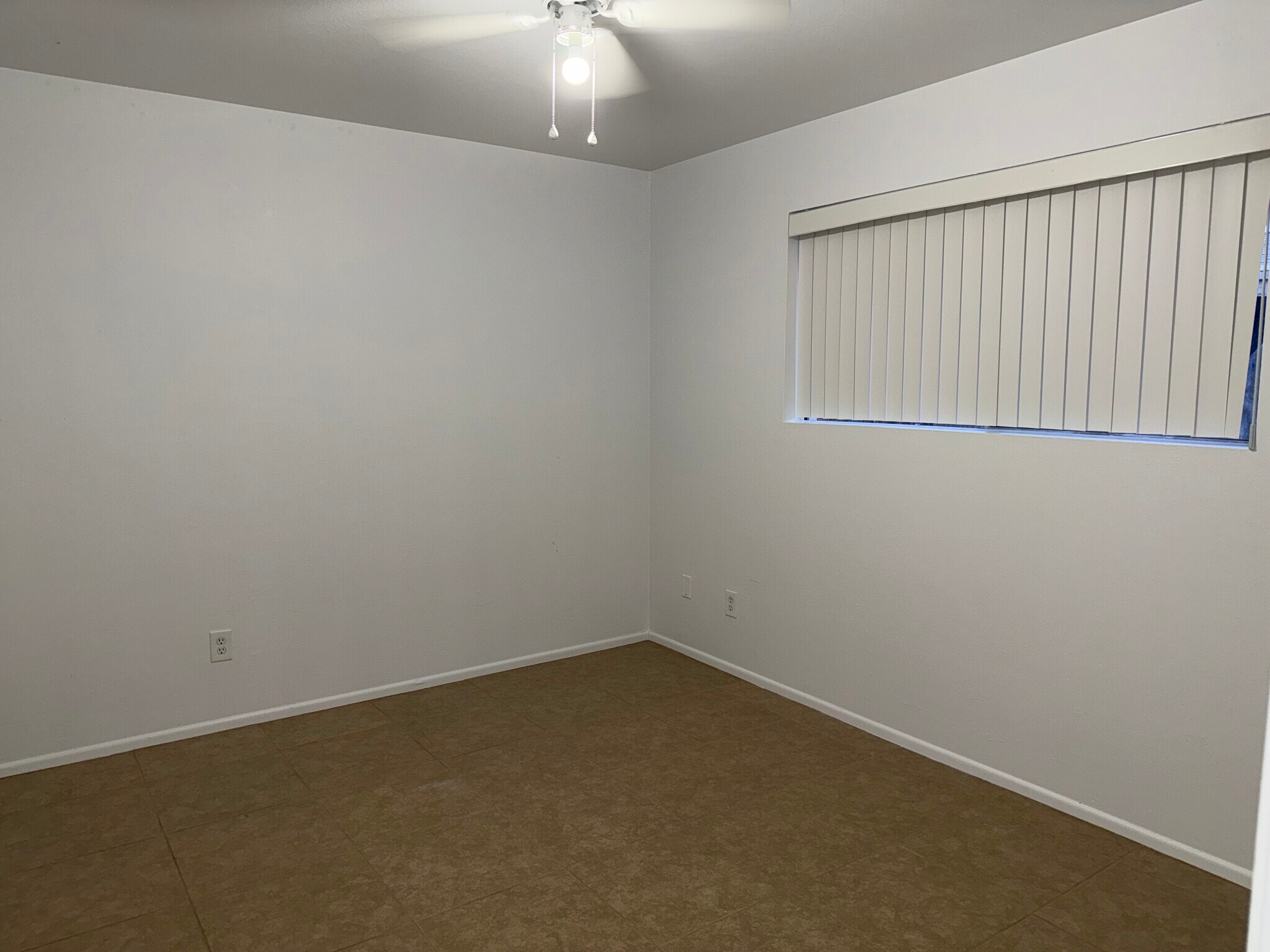 Building Photo - 7130 N 54th Ave