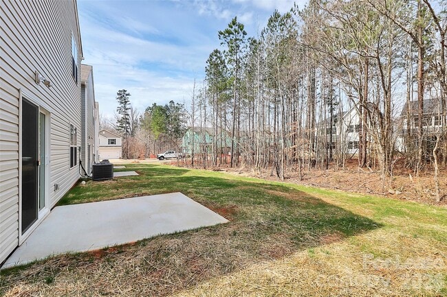 Building Photo - 8208 Stonemere Ln